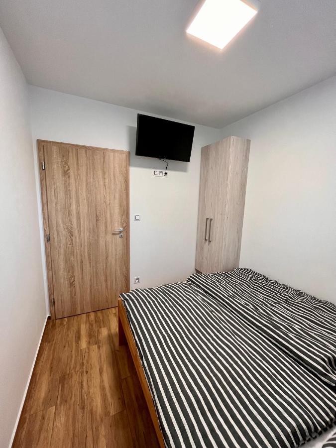 U Srubu Apartment Moravany  Bagian luar foto