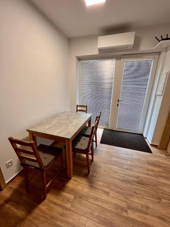 U Srubu Apartment Moravany  Bagian luar foto