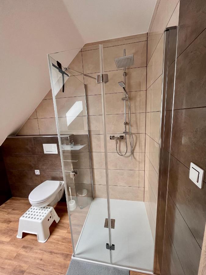 U Srubu Apartment Moravany  Bagian luar foto